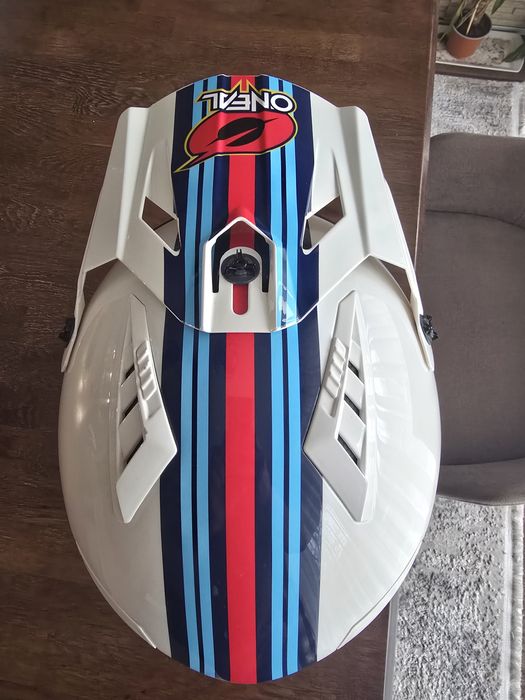 Оригинална каска Oneal.Размер S-55-56см Цена 50 евро