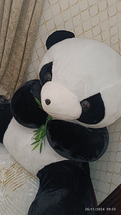Yumshoq 3m li panda igrushkasi