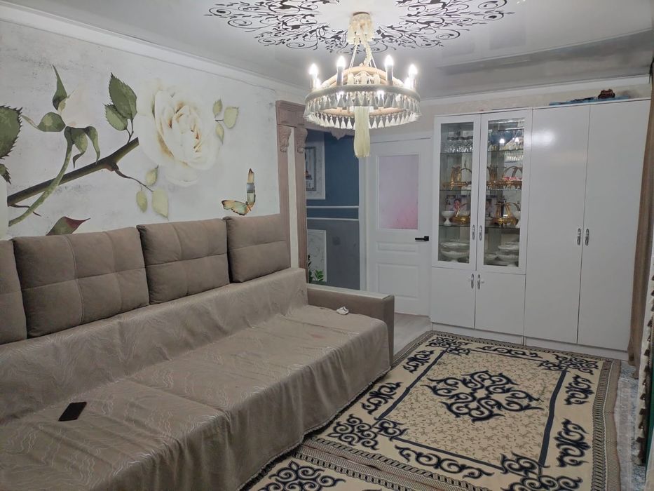 Квартира сатылады, 3 бөлмелі.