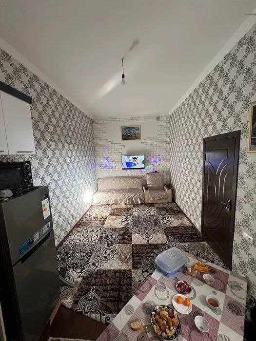 Sotiladi Дом Мирабад махаля Заминобод 1,3 сот. 2 этажный с обстановкой