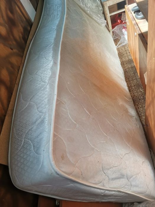 Продам матрац полуторка