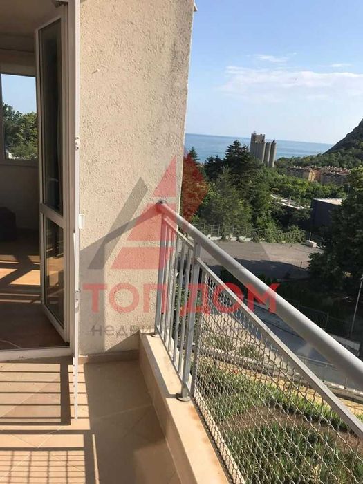 Продава се Тристаен апартамент в Каварна - 100 кв.м за 690 €/кв.м - Снимка #21