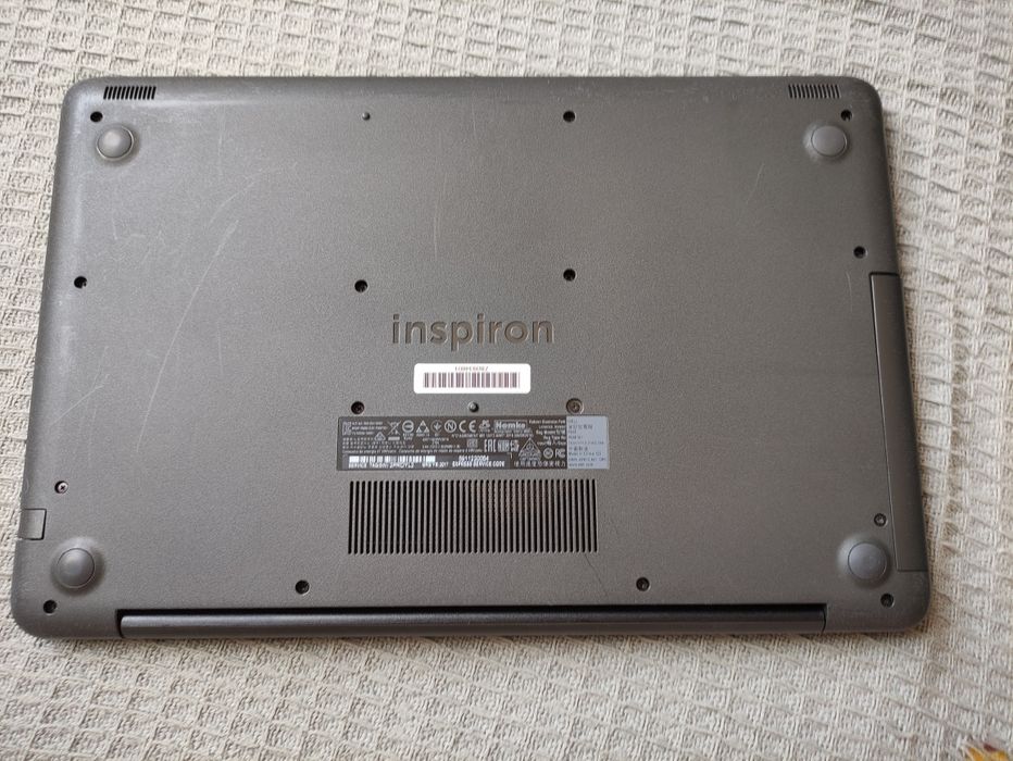Ноутбук DELL i5-7200U 8gb dd4 ssd 256