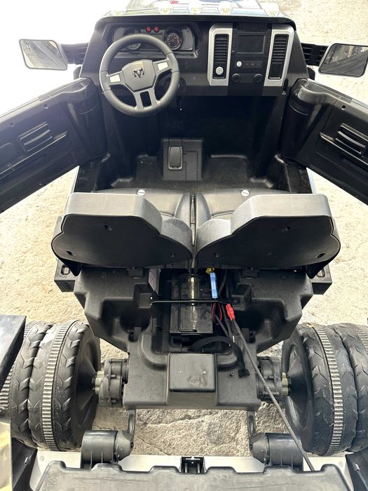 Детски елекстрически пикап, Ram 3500 Dually, 12 Volt