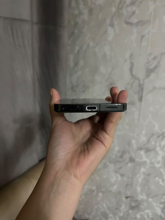 Xiaomi 13 в хорошем состоянии