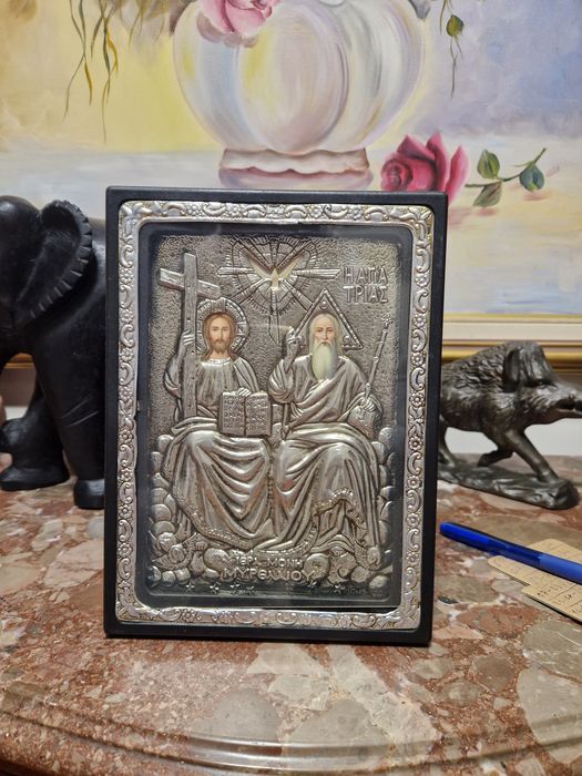 Прекрасна антикварна икона Светата Тройца сертификат