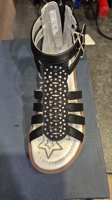 Нови сандали на Tom Tailor