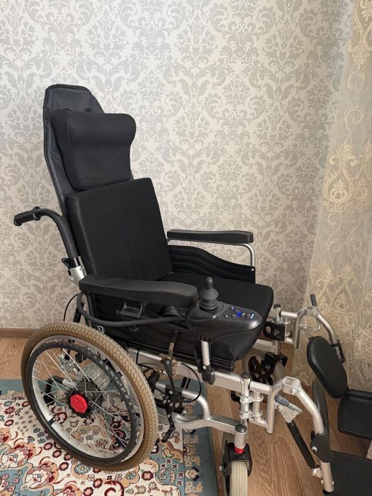 Продам электрическую коляску