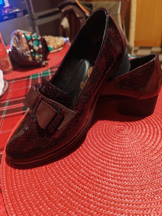 Дамски обувки Магнолия естествен лак