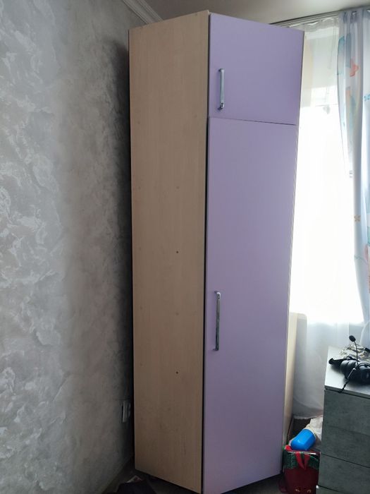 Шкаф угловой в детскую