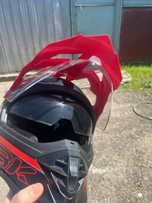 Продам кроссовый шлем IBK