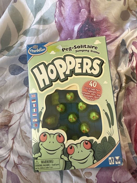 Joc HOPPERS de logică