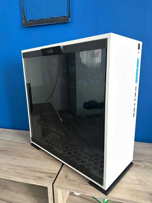 PC Gaming i7-7700K + Liquid Cooling / GTX 1080 / 32GB /  SSD 500GB + HDD 3TB