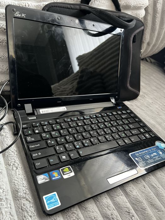 Лаптоп ASUS Eee PC 1201