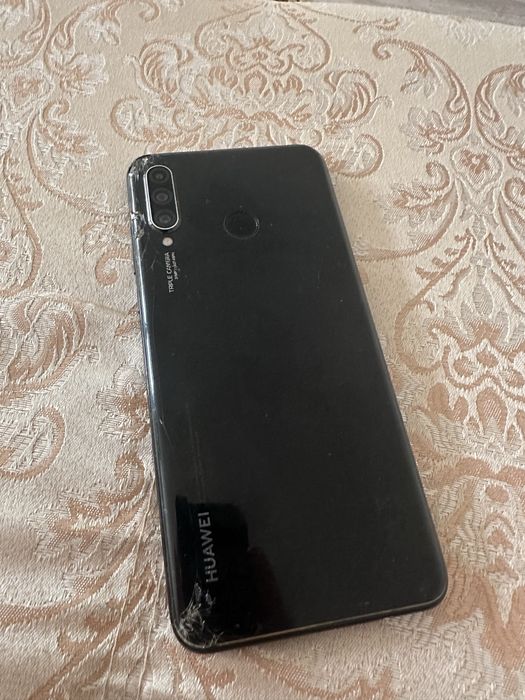 Продам телефон Huawei P30 lite
