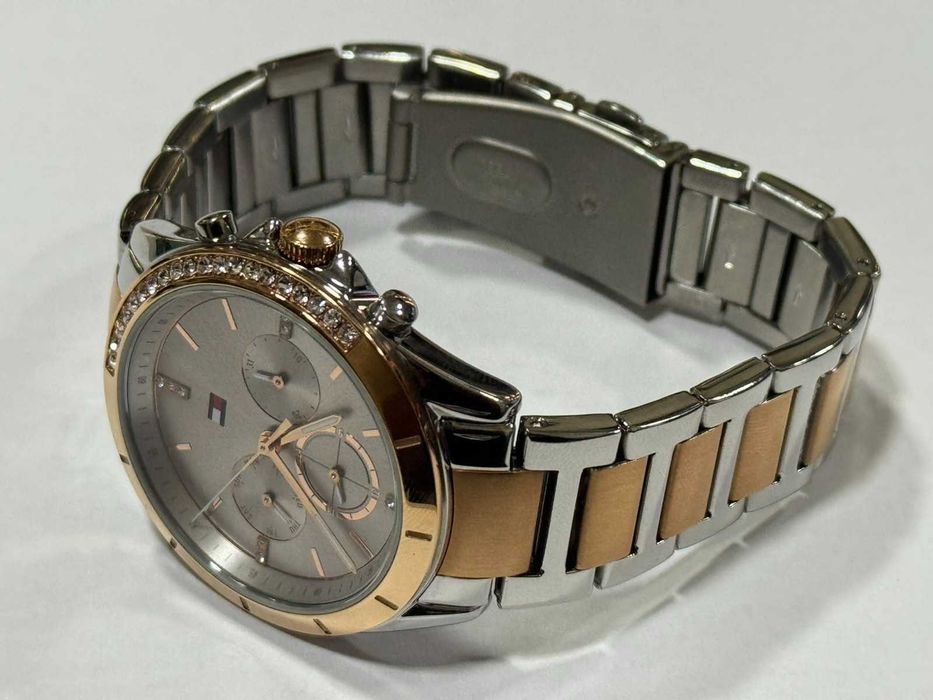 Дамски часовник Tommy Hilfiger KENNEDY, двуцветен, Rose Gold, Сребрист