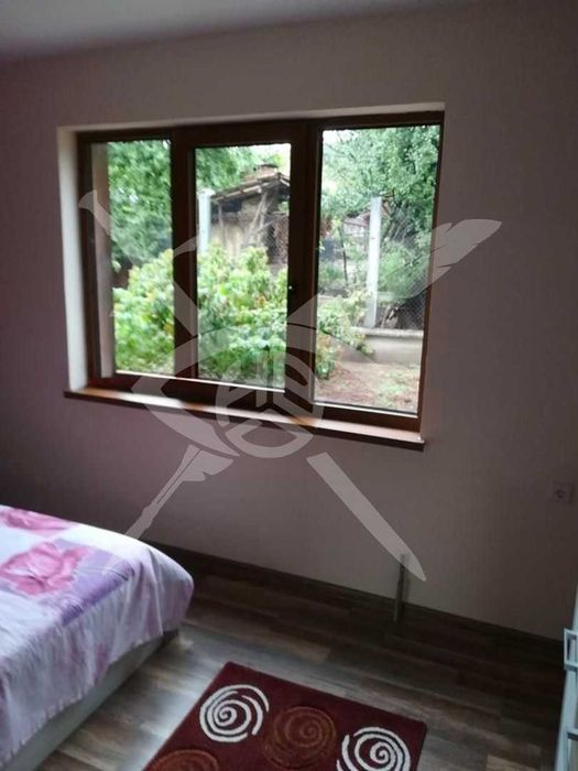 Продава се Къща в Годеч - 100 кв.м за 1000 €/кв.м - Снимка #1