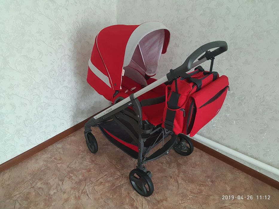 Коляска Италия  в отличном состоянии