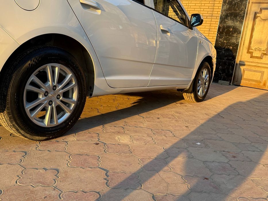 Kobilt radnoy diskasi. Baloni bn