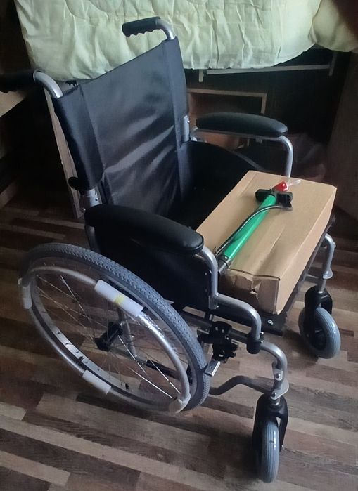 Инвоколяска новая в упаковке