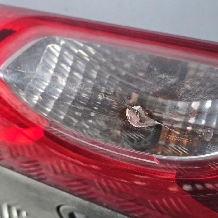 Stop aripa dreapta Renault Trafic 2