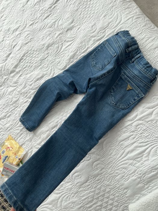Дънки Guess 4години