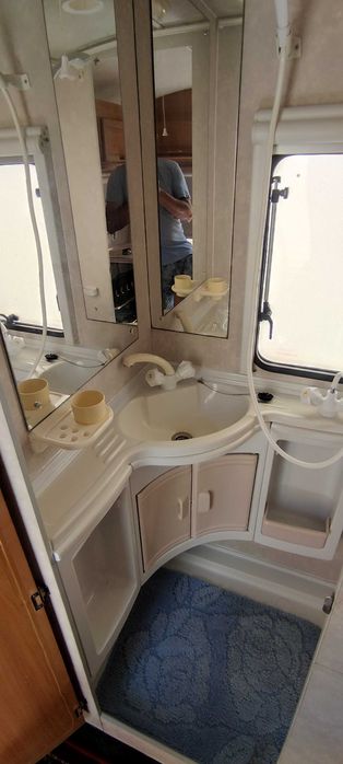 Каравана Avondale RIALTO 390-2