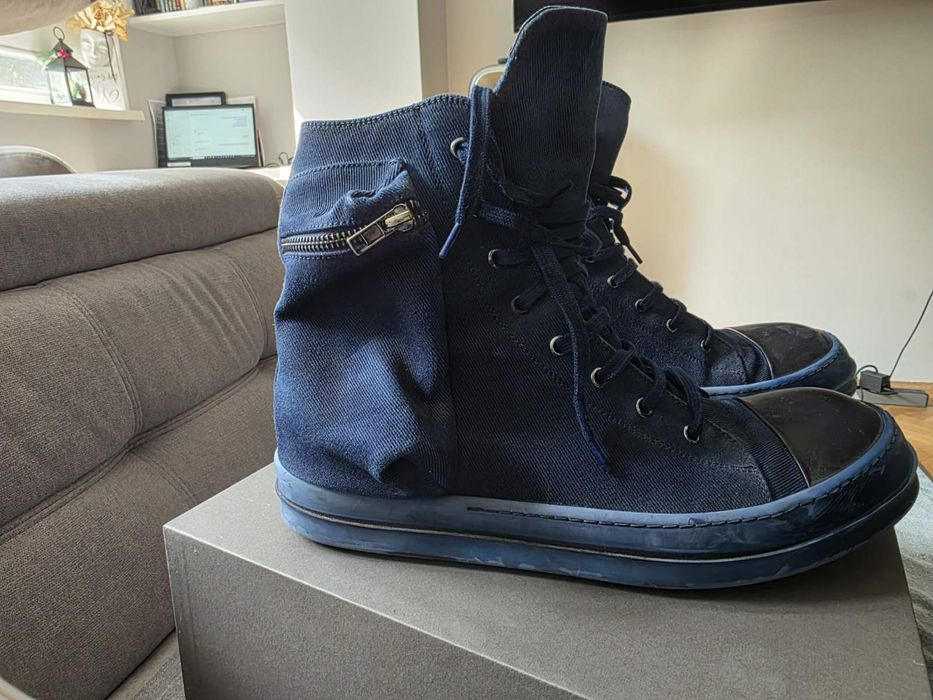 Продавам Rick Owens DRKSHDW EDFU Denim Cargo Sneakers в цвят Indigo.