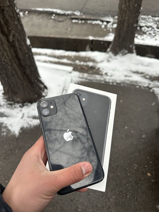 Айфон 11 128гб.