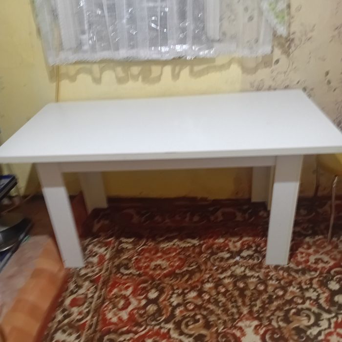 Стол кухонный...