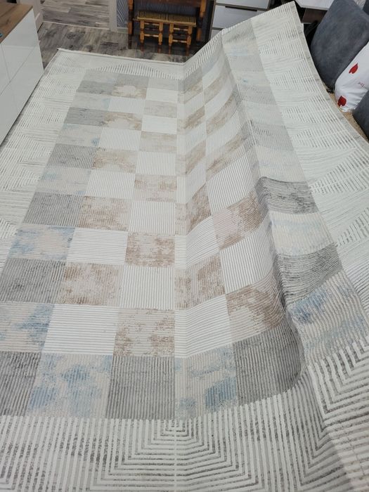 Палас 2.5 метра на 4 метра