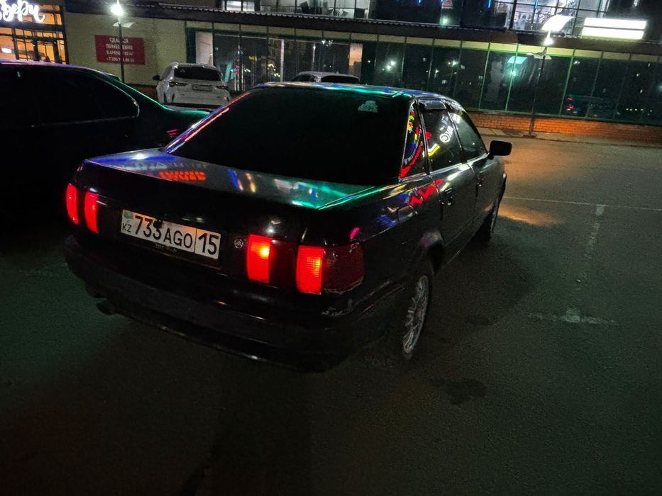 Продам Ауди 80 Б4 2 литра моно