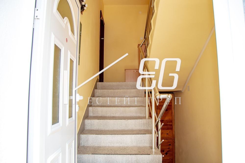 Продава се Етаж от къща в Варна, Аспарухово - 210 кв.м за 668 €/кв.м - Снимка #2