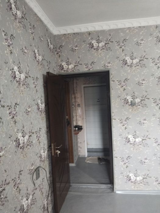 Продам 2 комнатную. 2/1/2 Янгиюль . Типография.(Ипатеке рассматриваем)