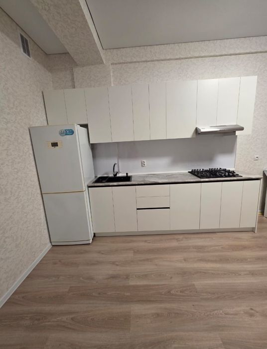 СРОЧНО сдам 2 комнатную