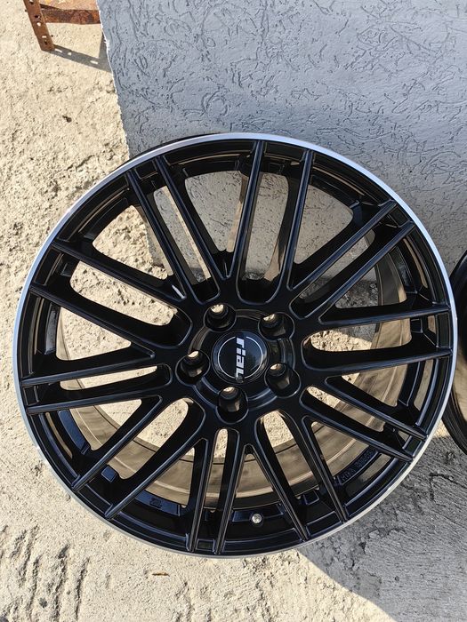 Продавам джанти rial 5x108/18
