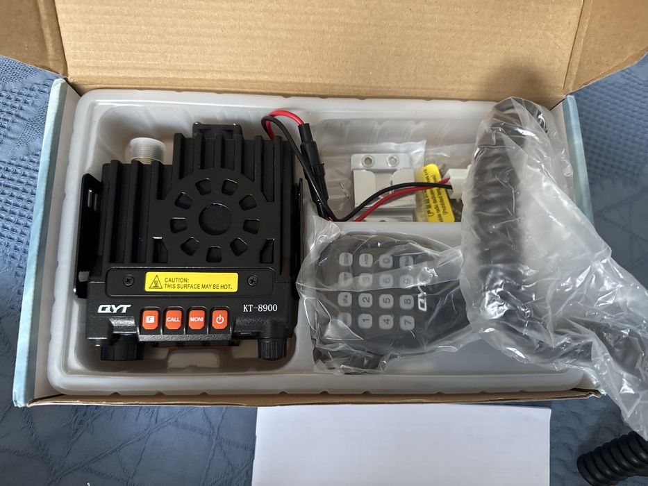 Продам автомобильную рацию QYT KT-8900
