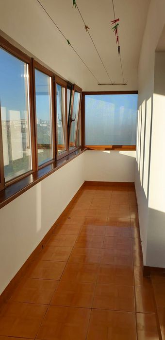 Apartament cu 3 camere, decomandat