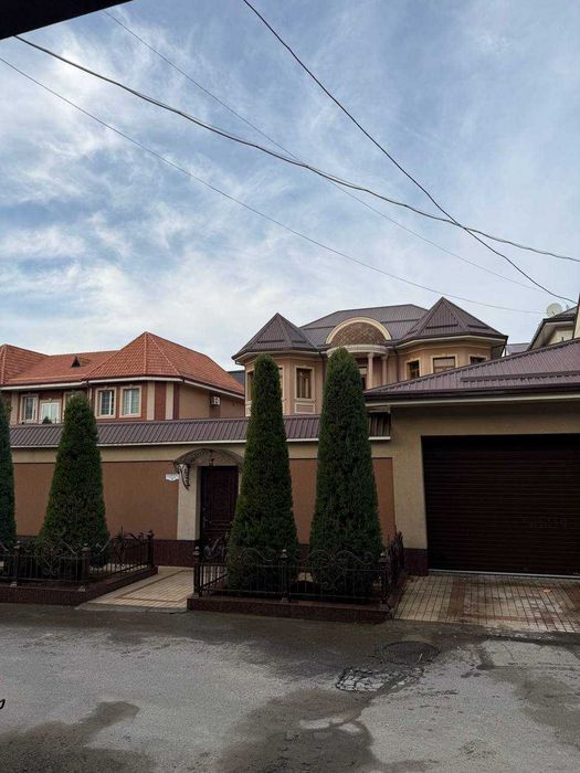 Сдаю свой дом на Никитина на долгий срок