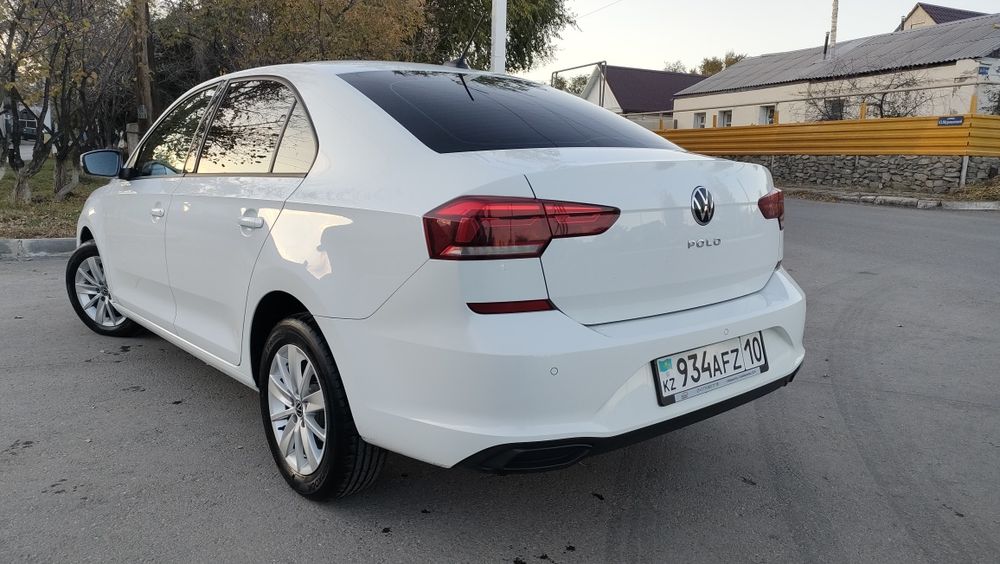Продам машину  Volkswagen Polo