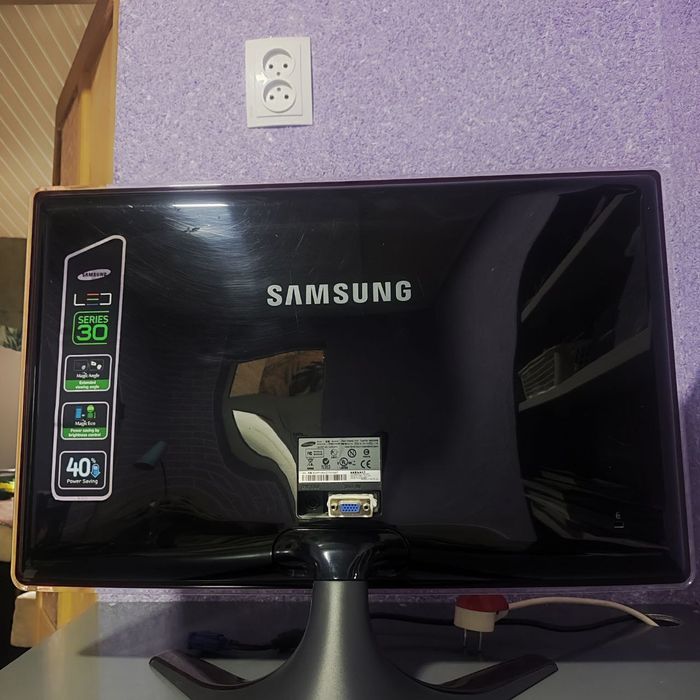 Настольный компьютер монитор 23 дюйма