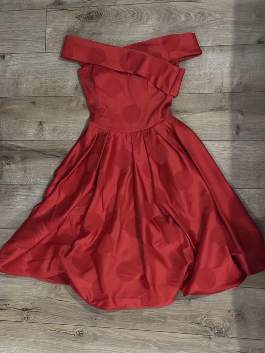 Rochie rosie de ocazie