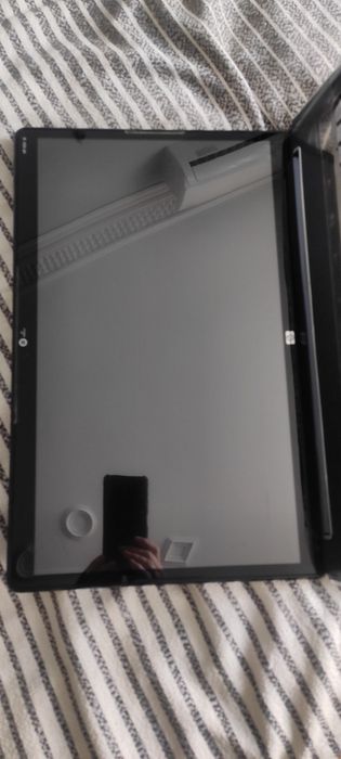 Лаптоп HP 17" с LED екран за части 17"