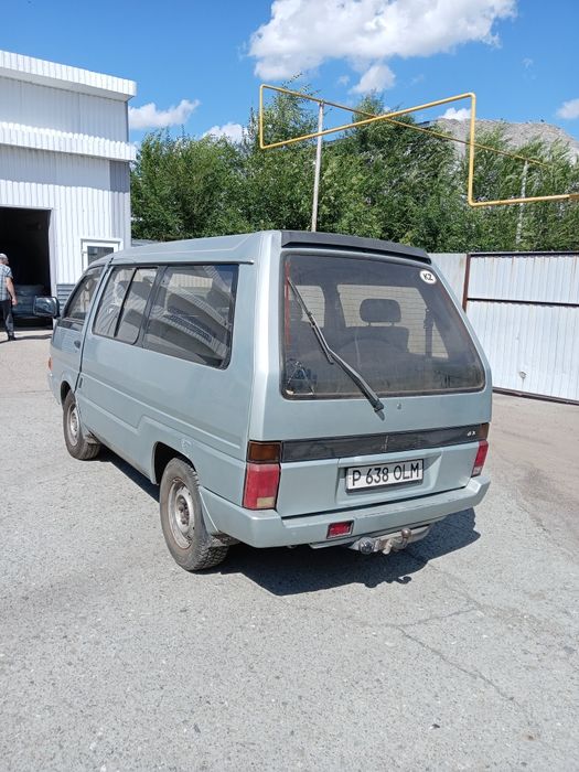 Продам Ниссан Ванэтта