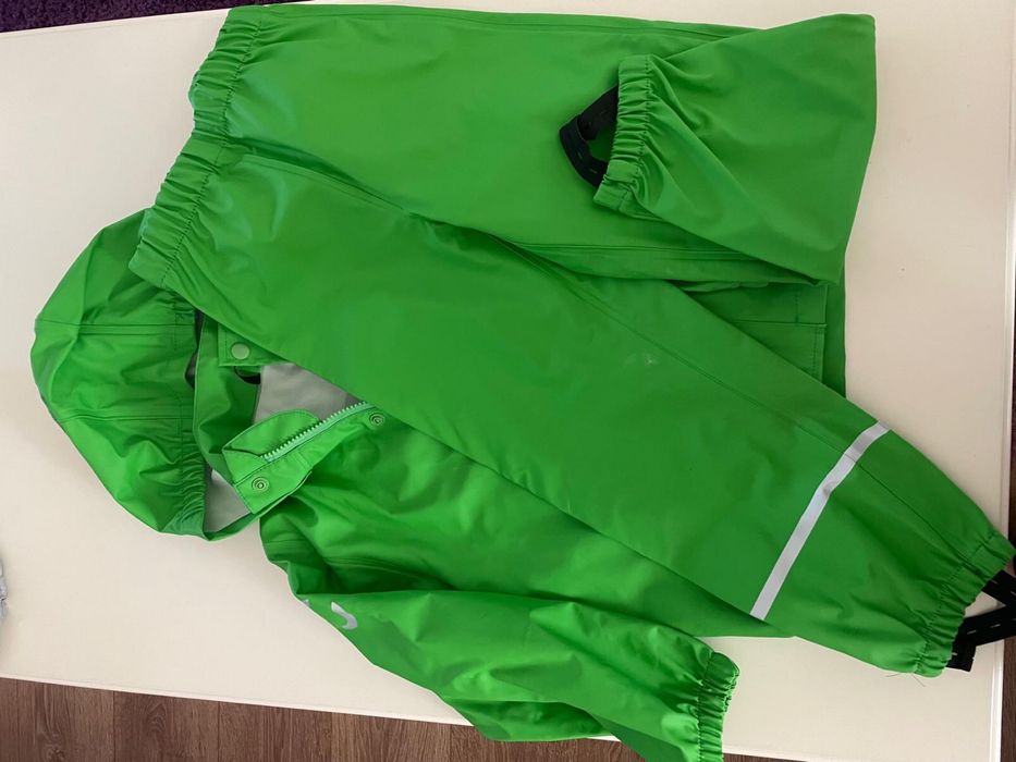 Costum impermeabil mar 110