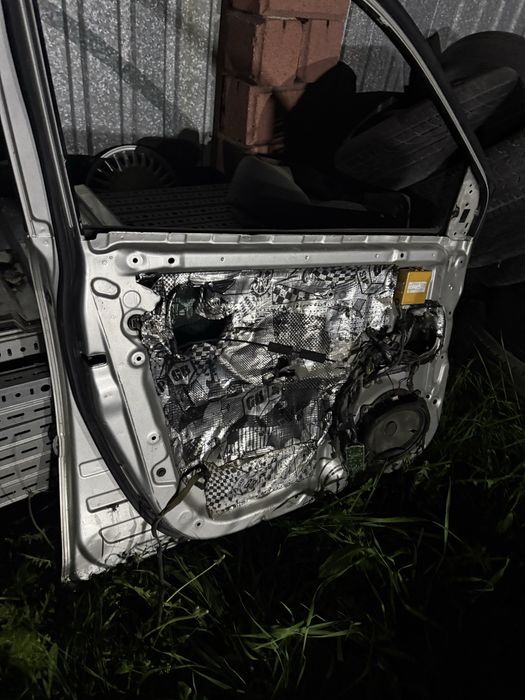 Двери лексус rx300-330
