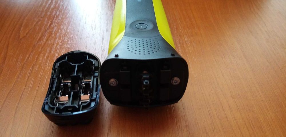 Aparat de ras Braun Series 3 300s, Wet&Dry, 3-Flex Blades