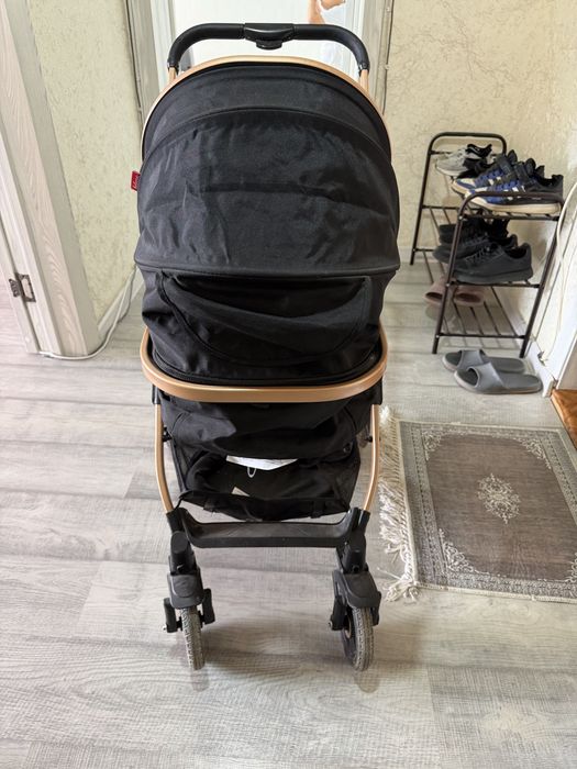 Продам детскую коляску