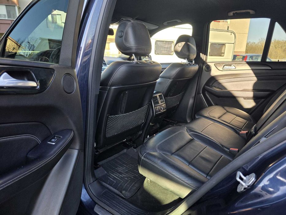 Mercedes-Benz ML 350d 2014 4MATIC AMG Line BlueEFFICIENCY 169161Km