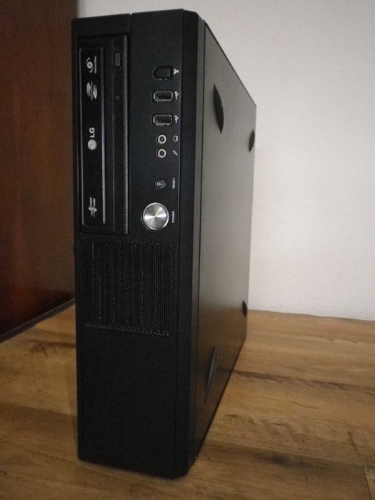 Двуядрен компютър Asus P5QPL-AM